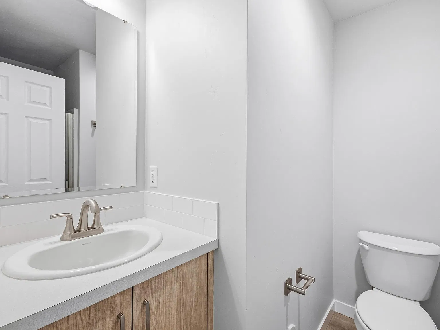 5 bed, 2530 sqft, $2,775 — Photo 4
