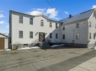 5 Murphy Ave, Bristol, RI 02809