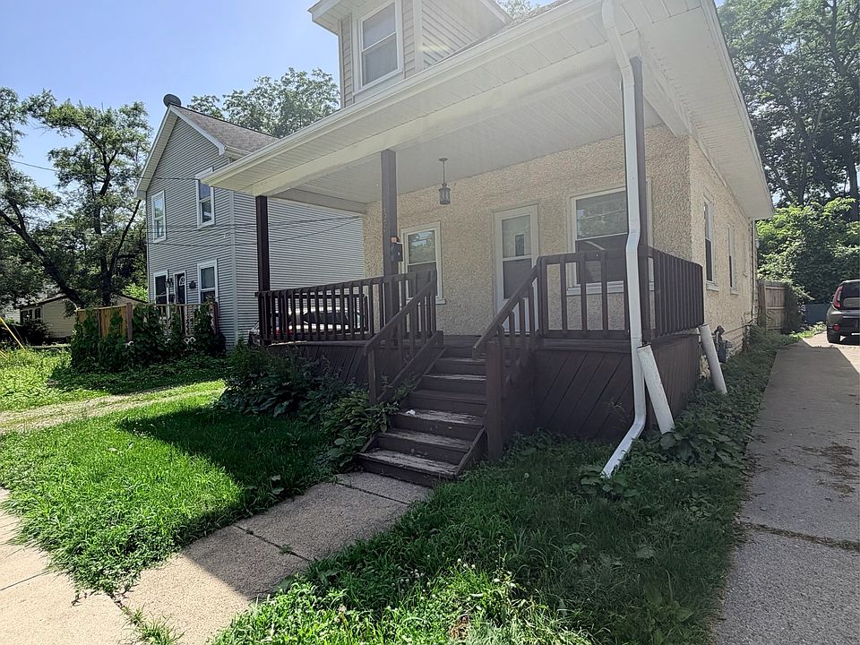 1st image of 428 S Clemens Ave