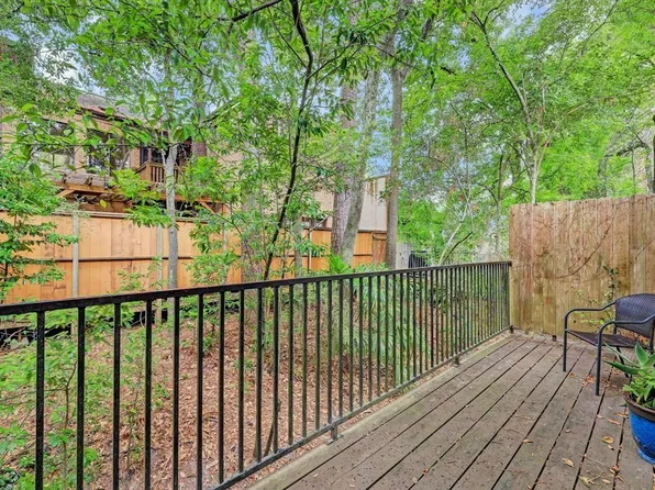 10 Sugarberry Cir, Houston, TX 77024