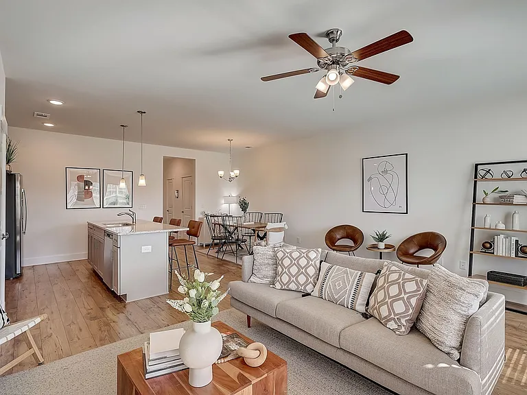3037 Orangery Dr — Photo 4