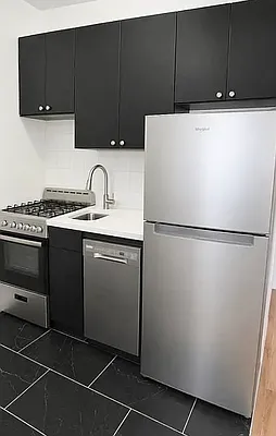 Kitchen, photo 1