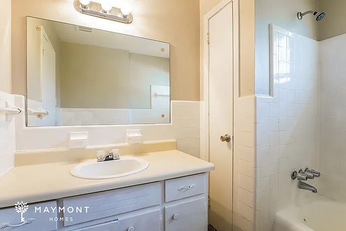 1411 Bucks Dr — Photo 10