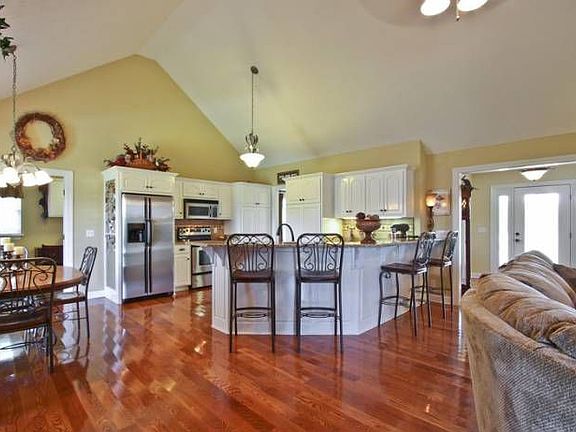 SS Appliances/Granite