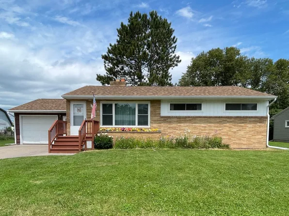 1007 E 8th Ave, Sault Sainte Marie, MI 49783