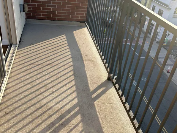 186 Broadway image 10 of 14