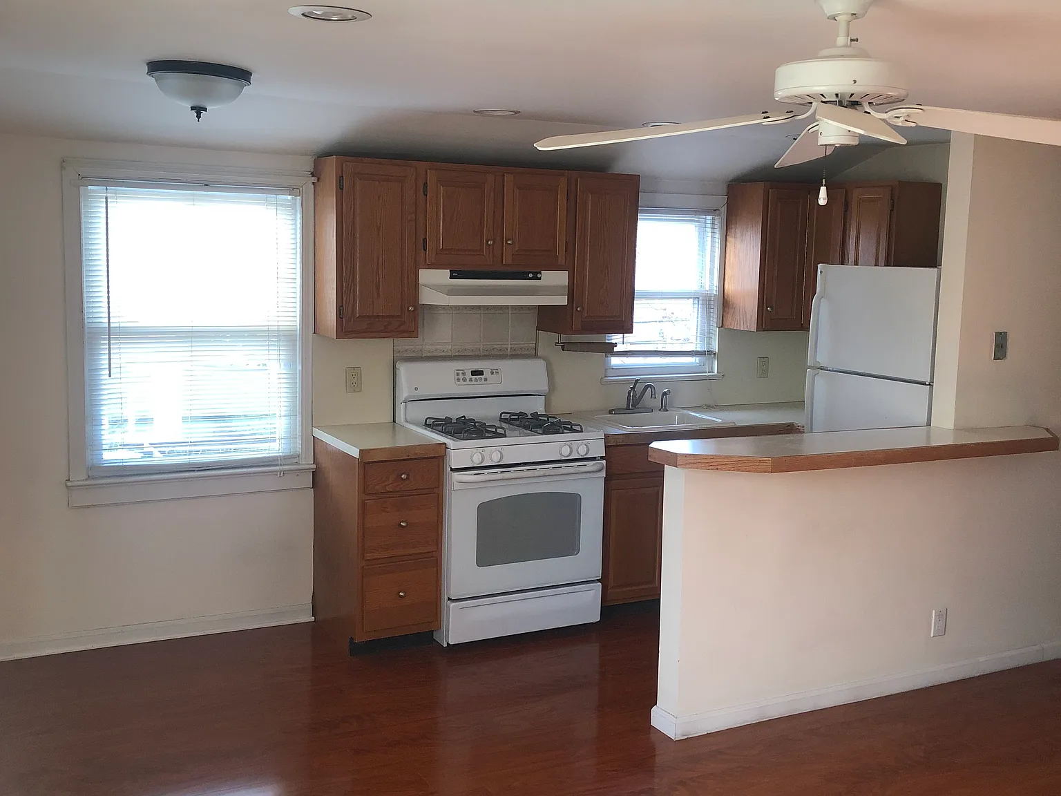 1 bed, $2,300 — Photo 1