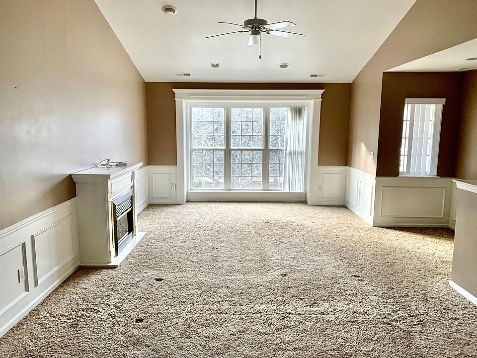1st image of 51870 Adler Park Dr E