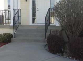 18108 Rollins Dr, Smithville, MO 64089