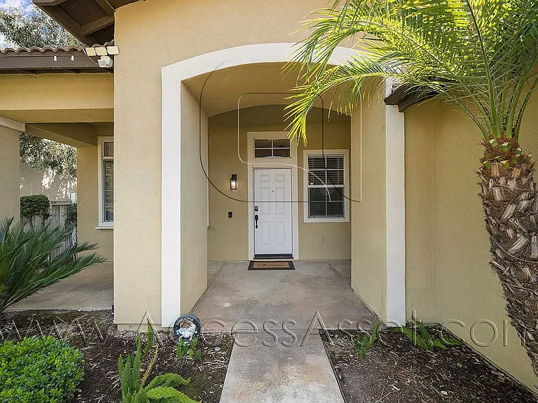 29516 Westwind Dr — Photo 3