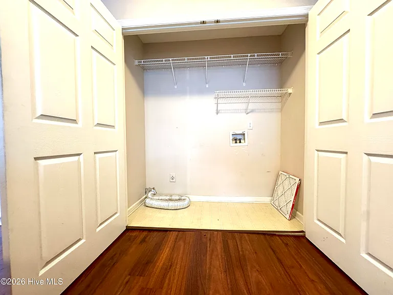 521 Jimmies Creek Dr — Photo 13