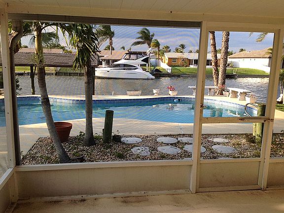 4th image of 460 Carrioca Ct