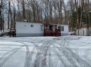 137 Dorr Dr, Rutland, VT 05701