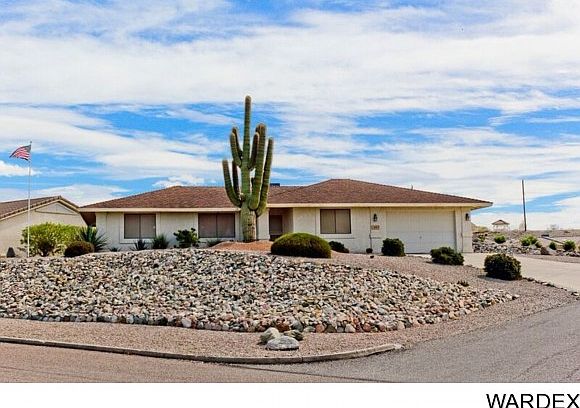 1st image of 690 Ascot Way
