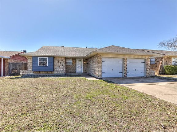 2nd image of 4612 SE 41st St