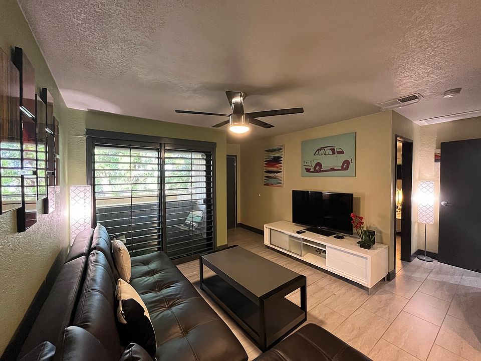 1st image of 2821 N Los Felices Cir W #202
