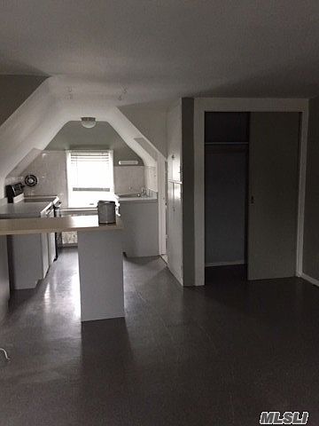 2nd image of 377 Fort Salonga Rd