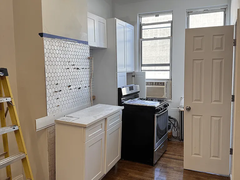 73-16 70th St #2L — Photo 4
