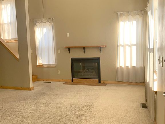 2nd image of 4000 N Lowell Blvd