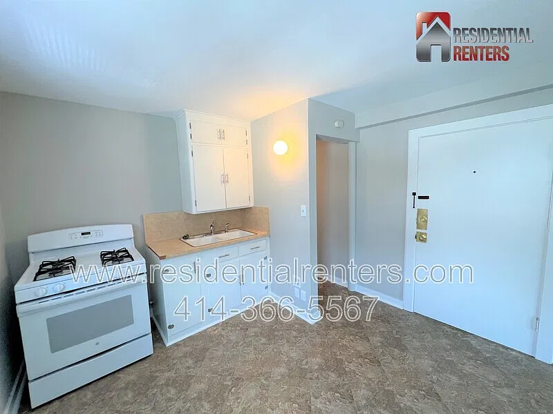 1 bed, 1.0 bath, 725 sqft, $950 — Photo 2