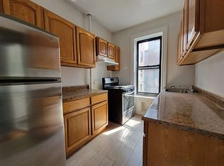 28 Argyle Rd #B7, Brooklyn, NY 11218