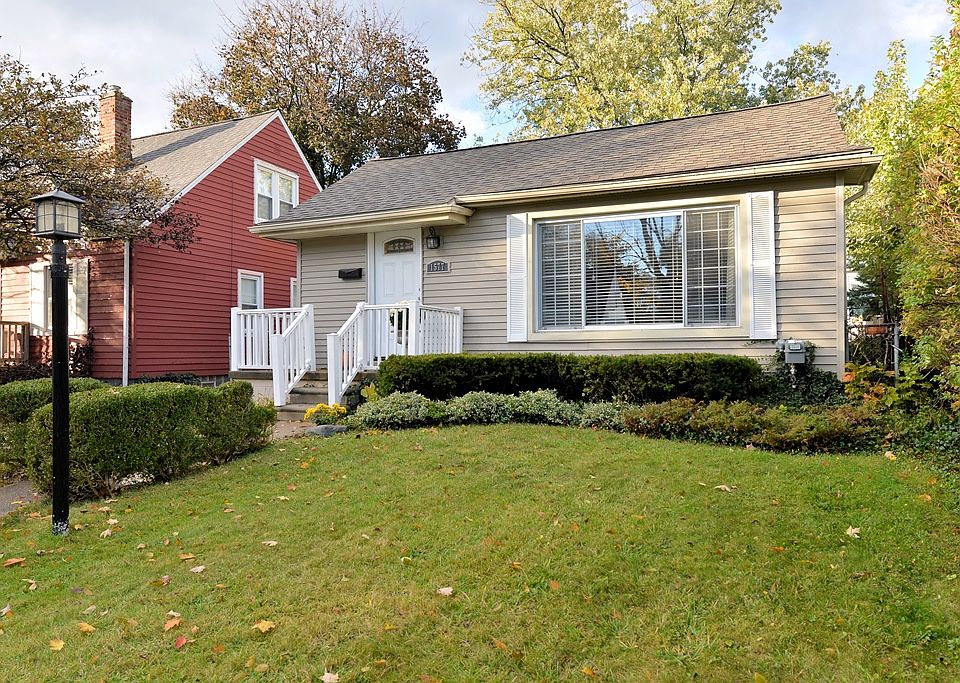 1st image of 1577 Chapin Ave
