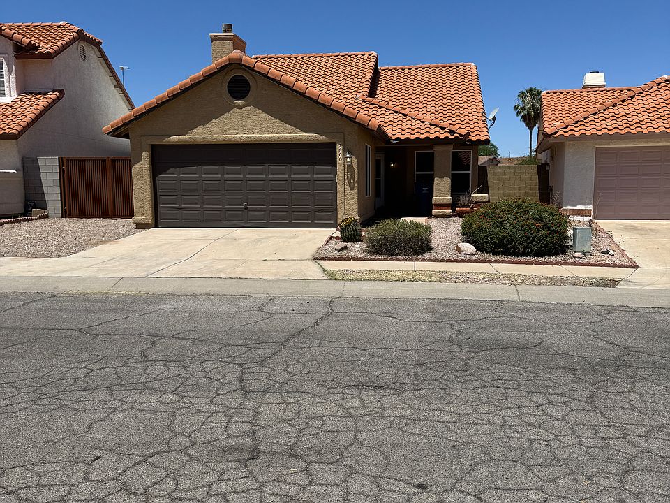1st image of 7800 S Kilcormac Ln