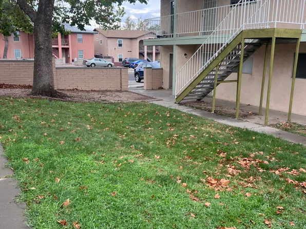 10901 Towner Ave NE #B, Albuquerque, NM 87112