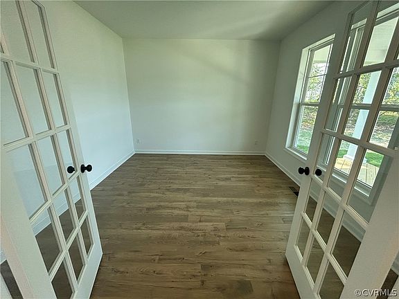 4th image of 13707 Elmley Ct