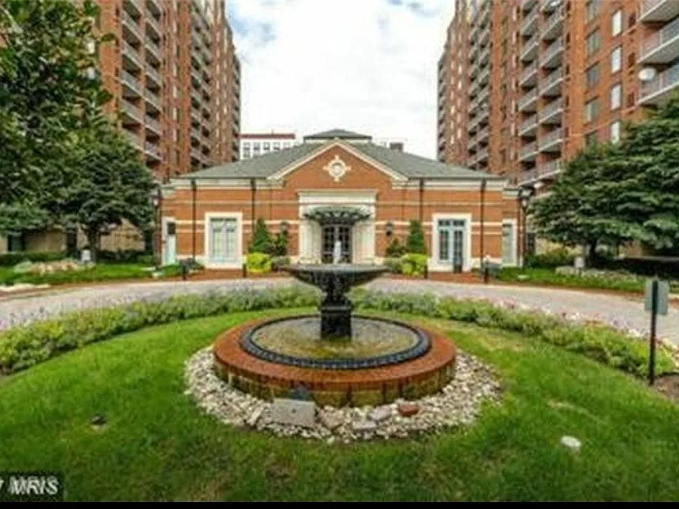 11710 Old Georgetown Rd #825