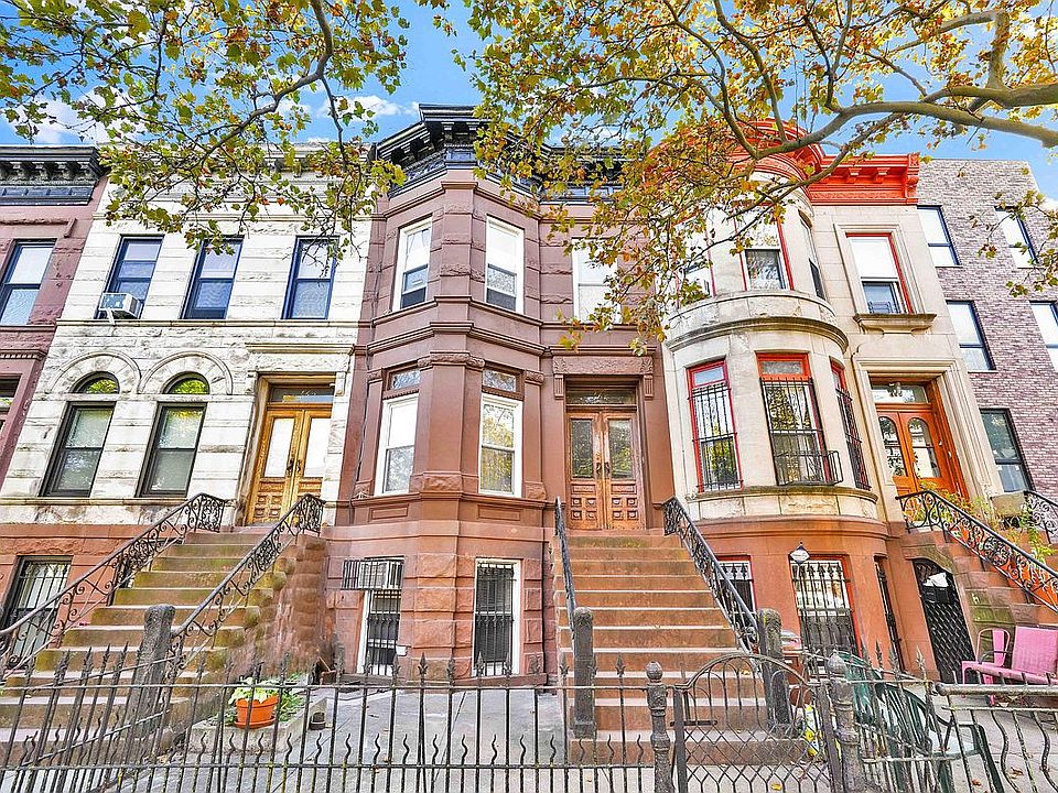 1st image of 462 Decatur St