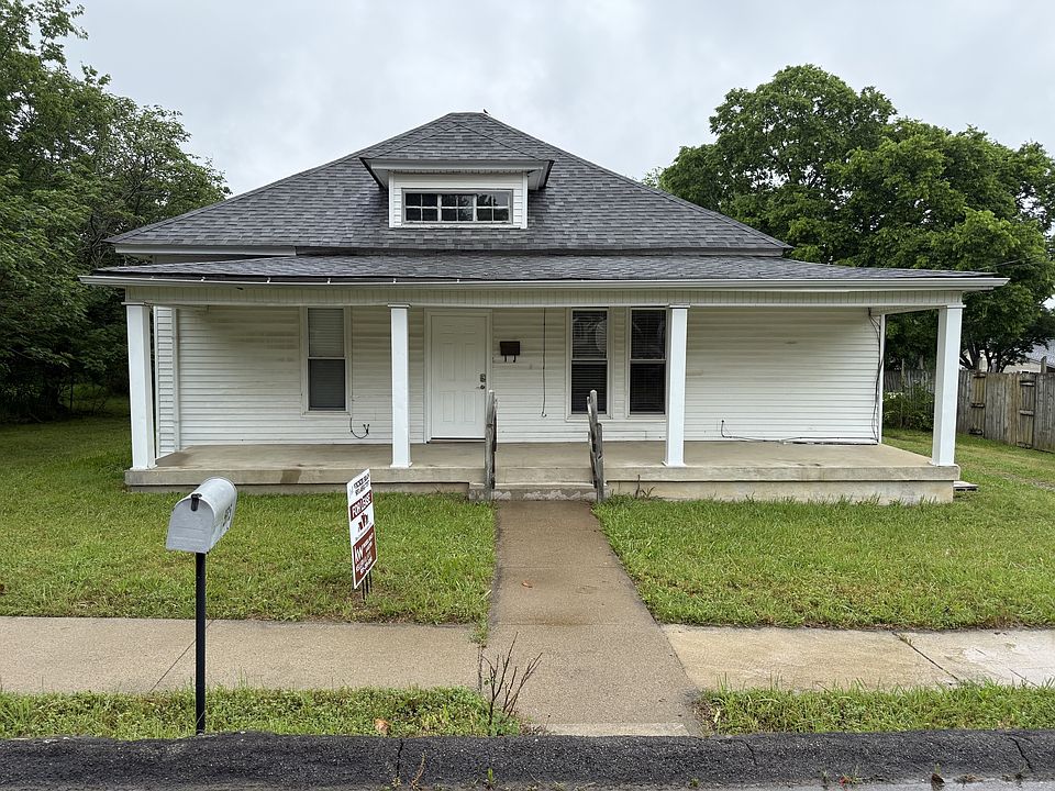 1st image of 575 Limestone Ave
