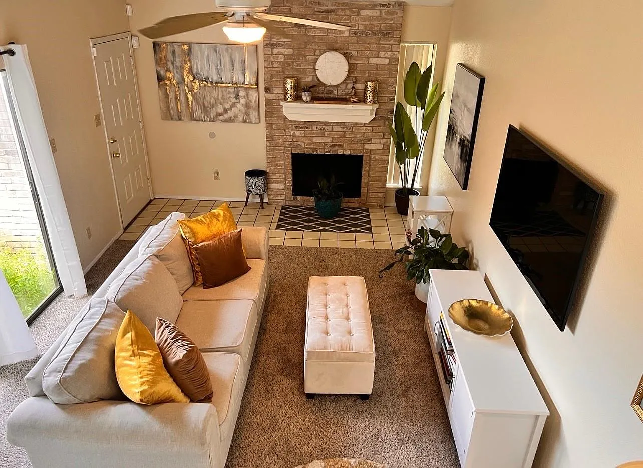 2 bed, 2.5 bath, 1743 sqft, $1,750 — Photo 1