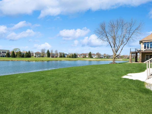 11454 Kenyon Ct NE, Blaine, MN 55449