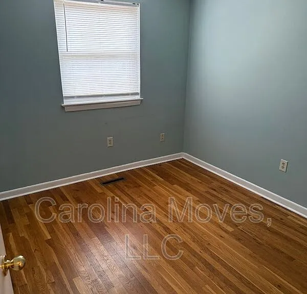 2530 E North St #15-E — Photo 8