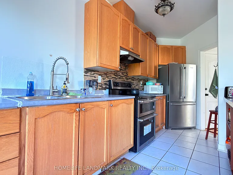 37 Seahorse Ave — Photo 3