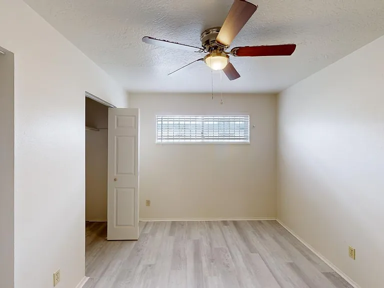 Renovated 2 Bedroom Patio Apts. in UNM South — Photo 43