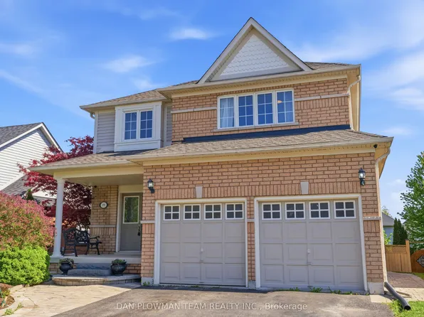 27 Hockley Ave, Clarington, ON L1C 5P2