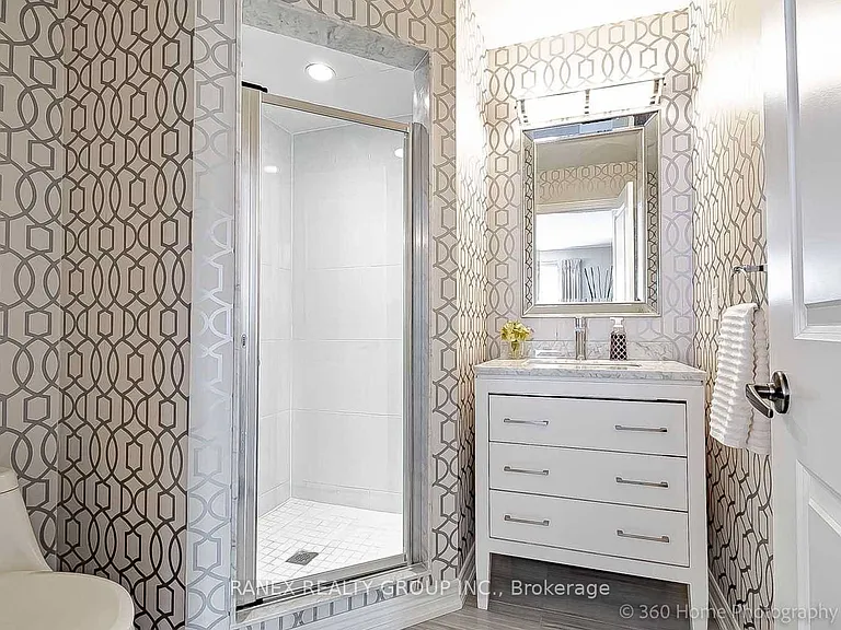 20 Muzzo Dr — Photo 17