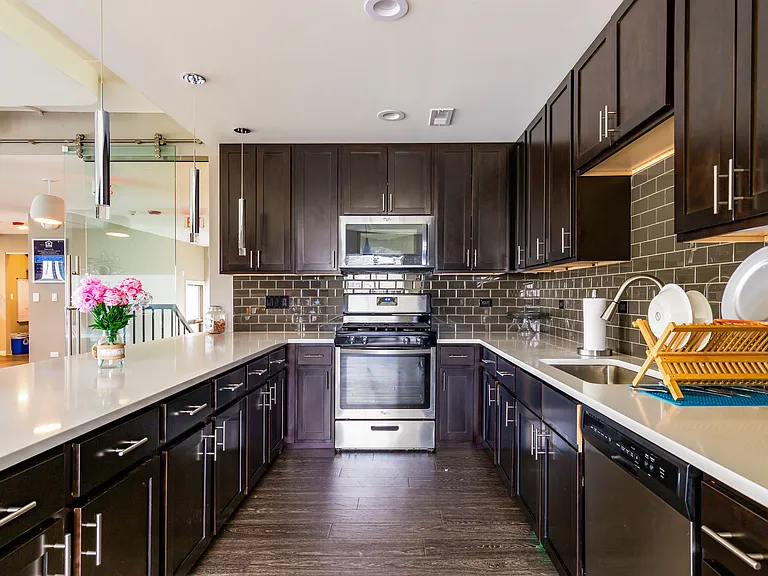 Woodland Ridge Apartments — Photo 32