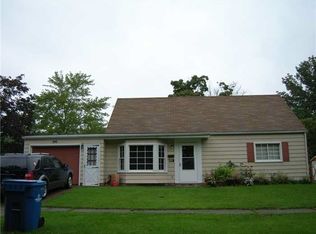 671 Irving Park Blvd, Sheffield Lake, OH