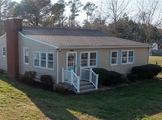 165 Rio Vista Ln, Dunnsville, VA 22454