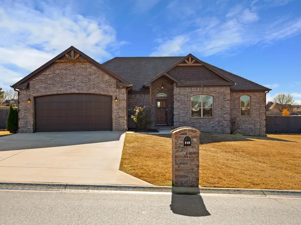 125 Mayberry Dr, Cabot, AR 72023