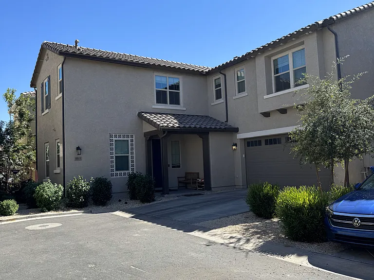 9911 E Tiburon Ave — Photo 2