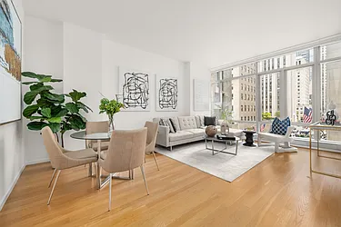 18 West 48th Street, #4F