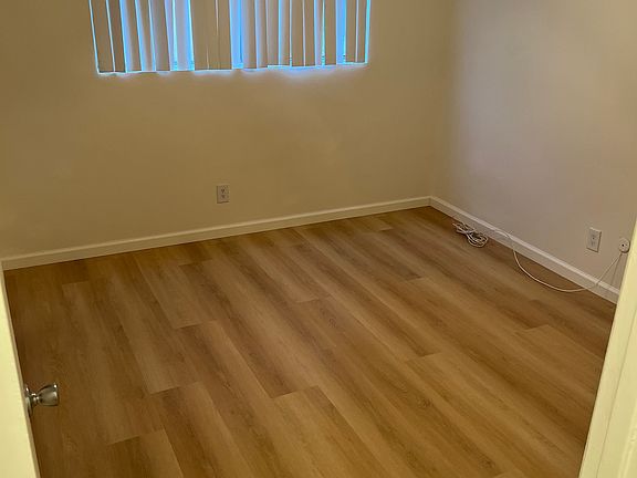 2nd image of 7701 Franklin St APT 1