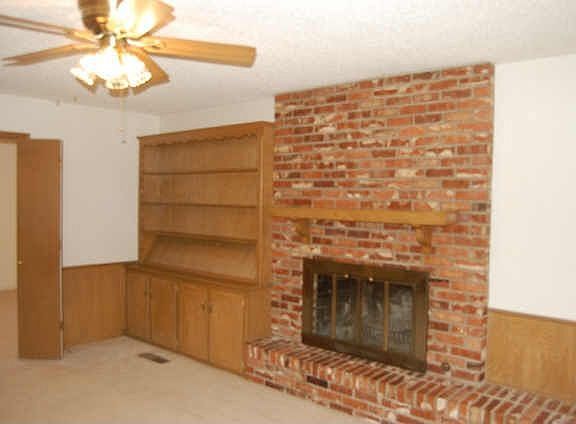 3rd image of 5108 NW 27th St