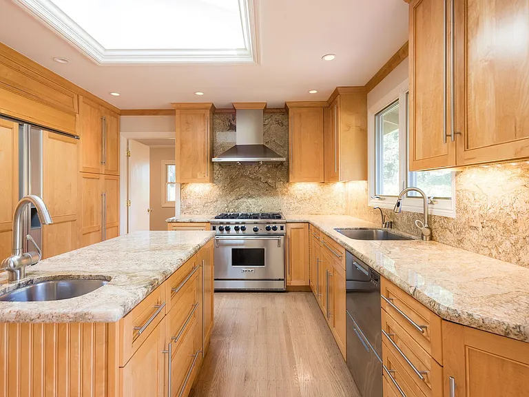 30 Knightwood Ln — Photo 12