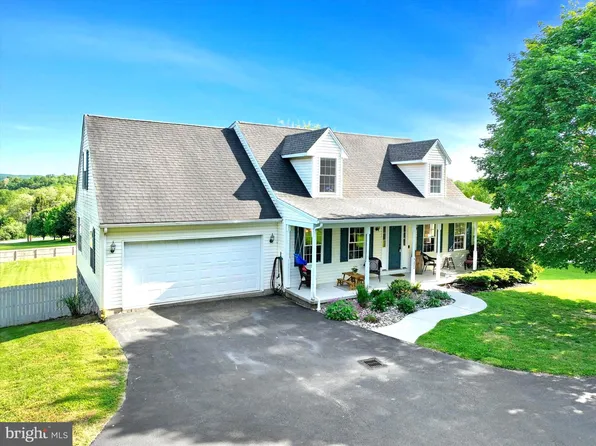 5024 Waltersdorff Rd, North Codorus, PA 17362