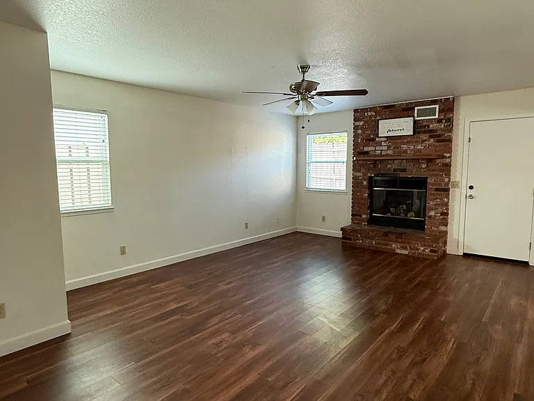 7411 Santa Ysabel Ave — Photo 5
